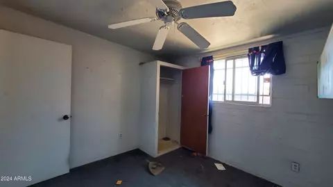 4014 N 64th Dr, Phoenix, AZ 85033 photo 17