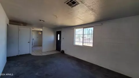 4014 N 64th Dr, Phoenix, AZ 85033 photo 10