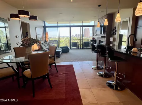 208 W Portland St #559, Phoenix, AZ 85003