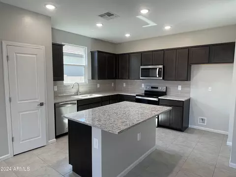 2477 E Monument Canyon Ave, Apache Junction, AZ 85119 photo 3