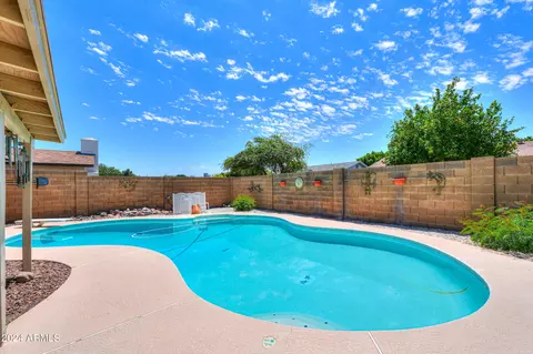 2501 E La Jolla Dr, Tempe, AZ 85282