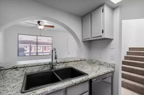 1327 S Mitchell Dr, Tempe, AZ 85281 photo 12