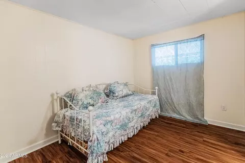 1525 E Helena Dr, Phoenix, AZ 85022 photo 8