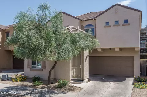 10337 W Monterosa Ave, Phoenix, AZ 85037