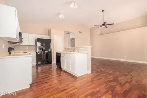 4556 E Badger Way, Phoenix, AZ 85044 photo 12