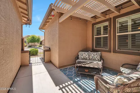 1902 E Ravenswood Dr, Gilbert, AZ 85298 photo 2