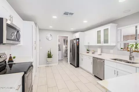 6328 Ellis St, Mesa, AZ 85205 photo 14