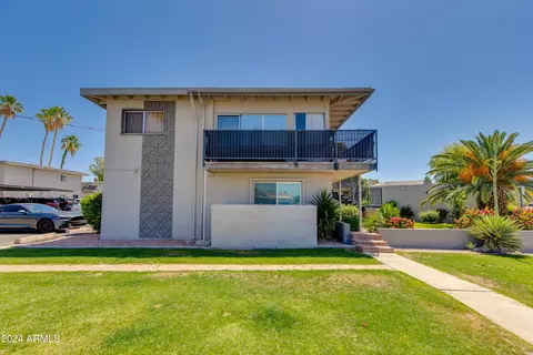 4131 E Camelback Rd #40, Phoenix, AZ 85018