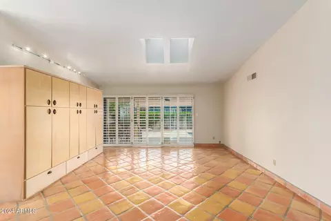 1630 E Redfield Rd, Tempe, AZ 85283 photo 6