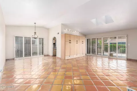 1630 E Redfield Rd, Tempe, AZ 85283 photo 5