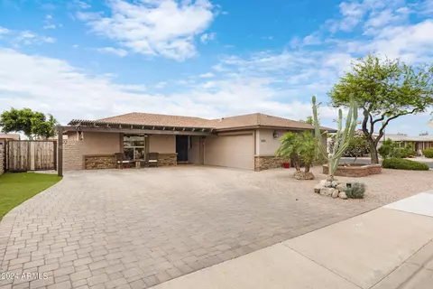 5125 Escondido Cir, Mesa, AZ 85206