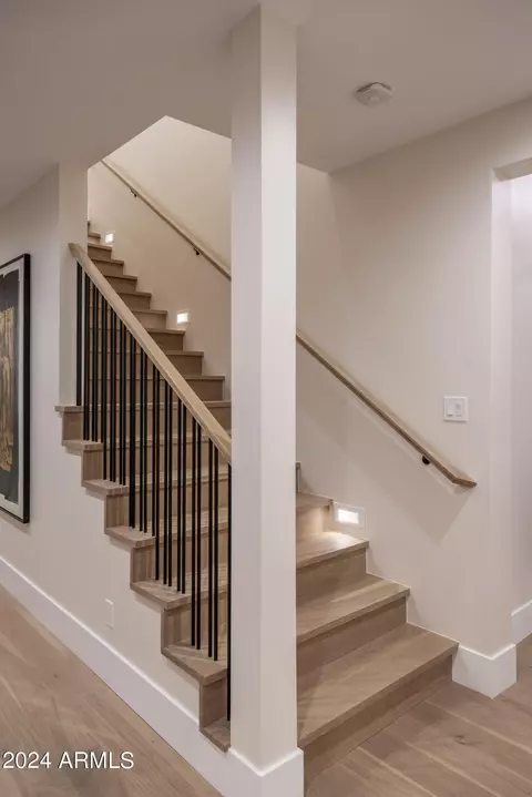 Entry Way - 4013 N 34th St, Phoenix, AZ 85018 photo 4 of 4