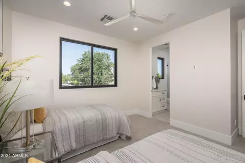 Bedroom - 4013 N 34th St, Phoenix, AZ 85018 photo 11 of 13