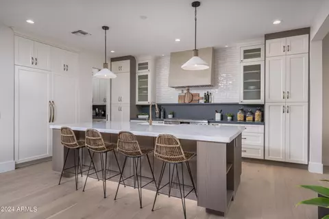 Kitchen - 4013 N 34th St, Phoenix, AZ 85018 photo 3 of 6