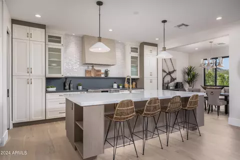 Kitchen - 4013 N 34th St, Phoenix, AZ 85018 photo 1 of 6