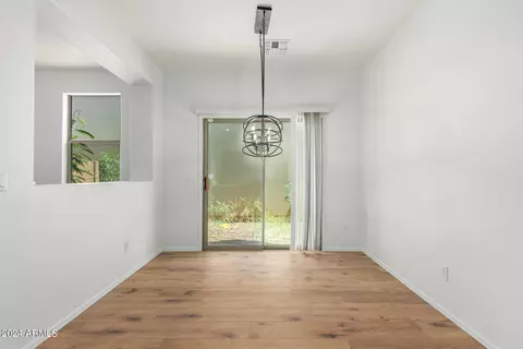 7125 S 7th Ln, Phoenix, AZ 85041 photo 8