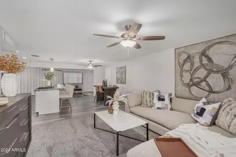 3813 E Captain Dreyfus Ave, Phoenix, AZ 85032