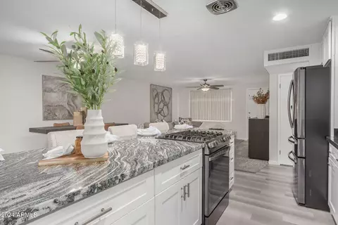 3813 E Captain Dreyfus Ave, Phoenix, AZ 85032 photo 11