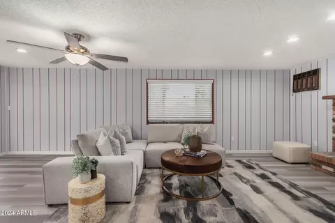 3813 E Captain Dreyfus Ave, Phoenix, AZ 85032 photo 17