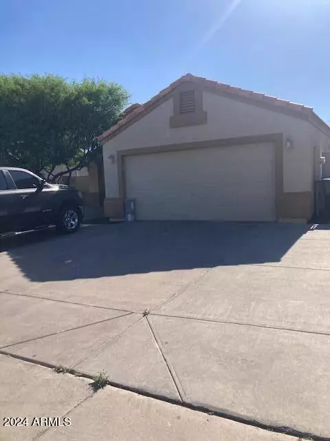 2642 N 86th Dr N, Phoenix, AZ 85037
