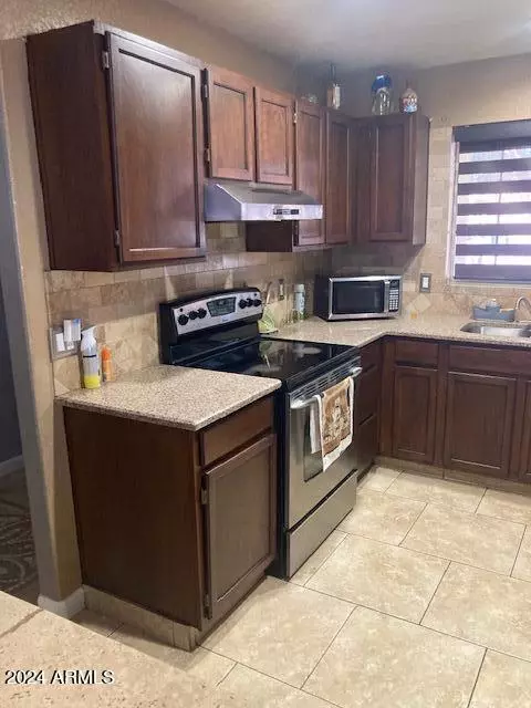 2642 N 86th Dr N, Phoenix, AZ 85037 photo 11