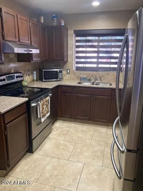 2642 N 86th Dr N, Phoenix, AZ 85037 photo 10