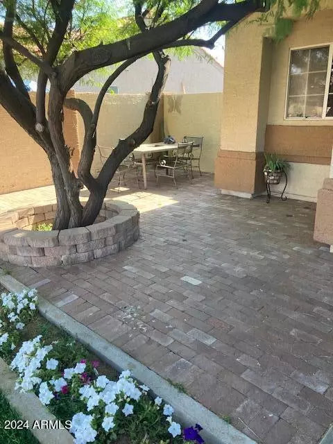 2642 N 86th Dr N, Phoenix, AZ 85037 photo 4