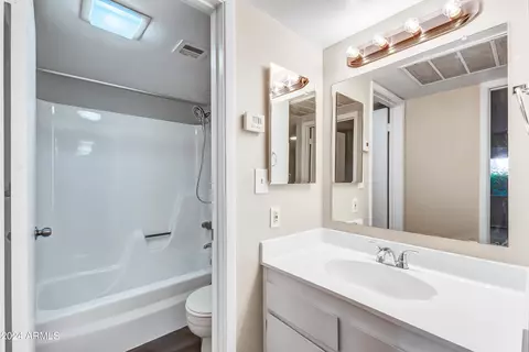 3033 E Devonshire Ave #1034, Phoenix, AZ 85016 photo 7