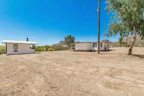 2251 W Moon Vista St, Apache Junction, AZ 85120 photo 2