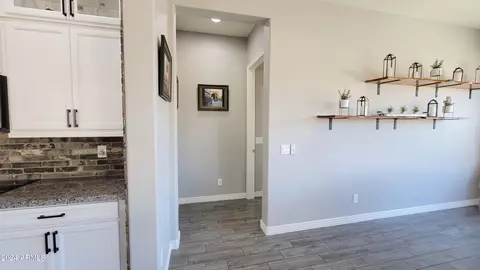 Entry Way - 10722 E Palladium Dr, Mesa, AZ 85212 photo 6 of 17