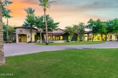 3831 E Huber St, Mesa, AZ 85205
