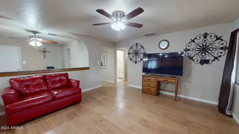 4402 N 66th Dr, Phoenix, AZ 85033 photo 19