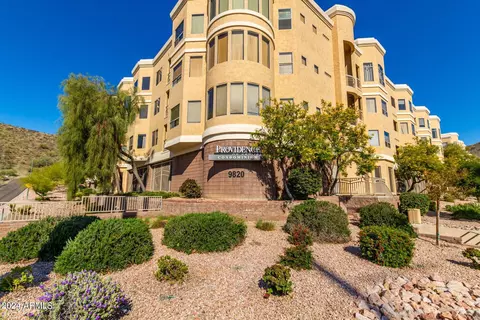 9820 N Central Ave #235, Phoenix, AZ 85020