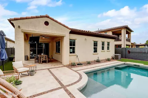 153 N Abalone Dr, Gilbert, AZ 85233 photo 4
