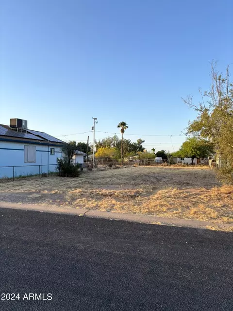 281 W Wilson Ave #2, Coolidge, AZ 85128