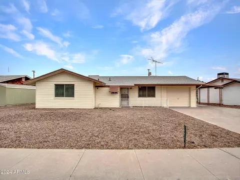 12637 N Pebble Beach Dr, Sun City, AZ 85351