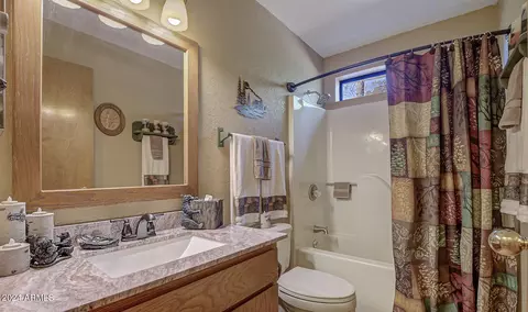 Bath - 6010 W Arroyo Way, Pine, AZ 85544 photo 2 of 4