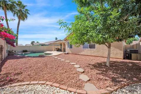 3331 Escuda Rd, Phoenix, AZ 85050 photo 2
