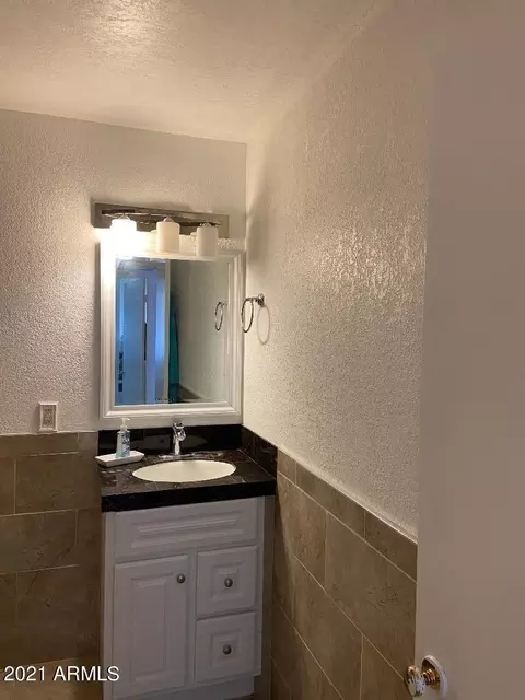 2049 W Eugie Ave, Phoenix, AZ 85029 photo 3