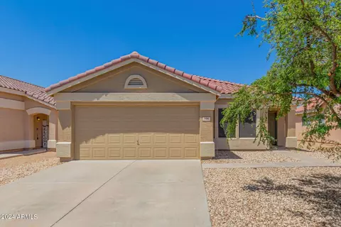 906 E Saratoga St, Gilbert, AZ 85296