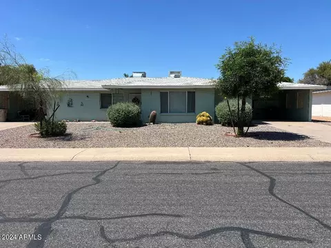 6128 E Akron St, Mesa, AZ 85205