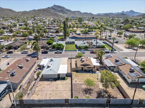 10609-23 N 17th Dr, Phoenix, AZ 85029