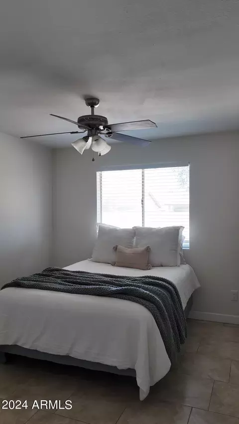 4112 E Saint Catherine Ave, Phoenix, AZ 85042 photo 11