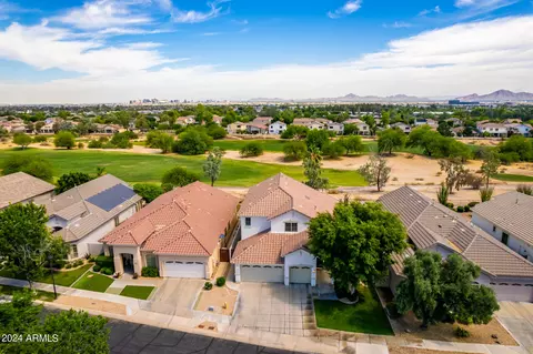 2632 E Carson Rd, Phoenix, AZ 85042 photo 4