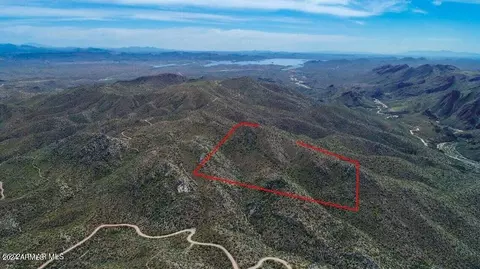 000 Champie Rd #0, Morristown, AZ 85342
