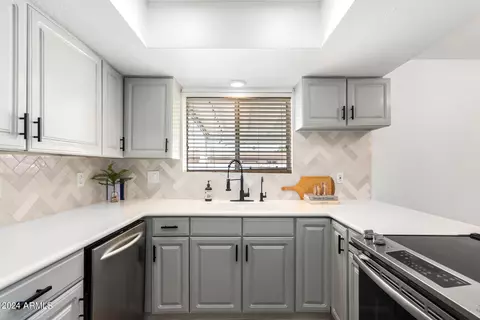856 N Acacia --, Mesa, AZ 85213