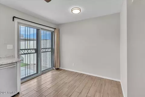 1008 E Bendix Dr, Tempe, AZ 85283 photo 3
