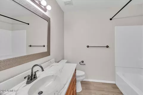 1008 E Bendix Dr, Tempe, AZ 85283 photo 8