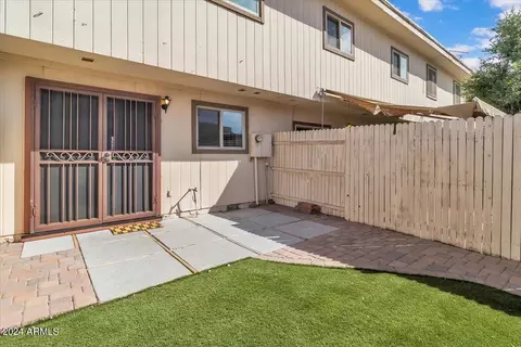 1008 E Bendix Dr, Tempe, AZ 85283 photo 15