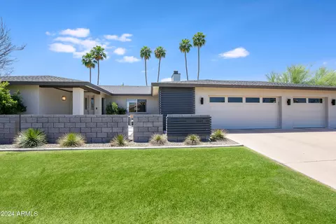 4601 E Va Estrella --, Phoenix, AZ 85028 photo 2